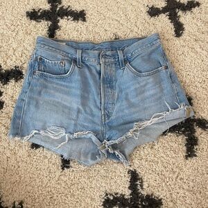 super cute high-rise denim shorts